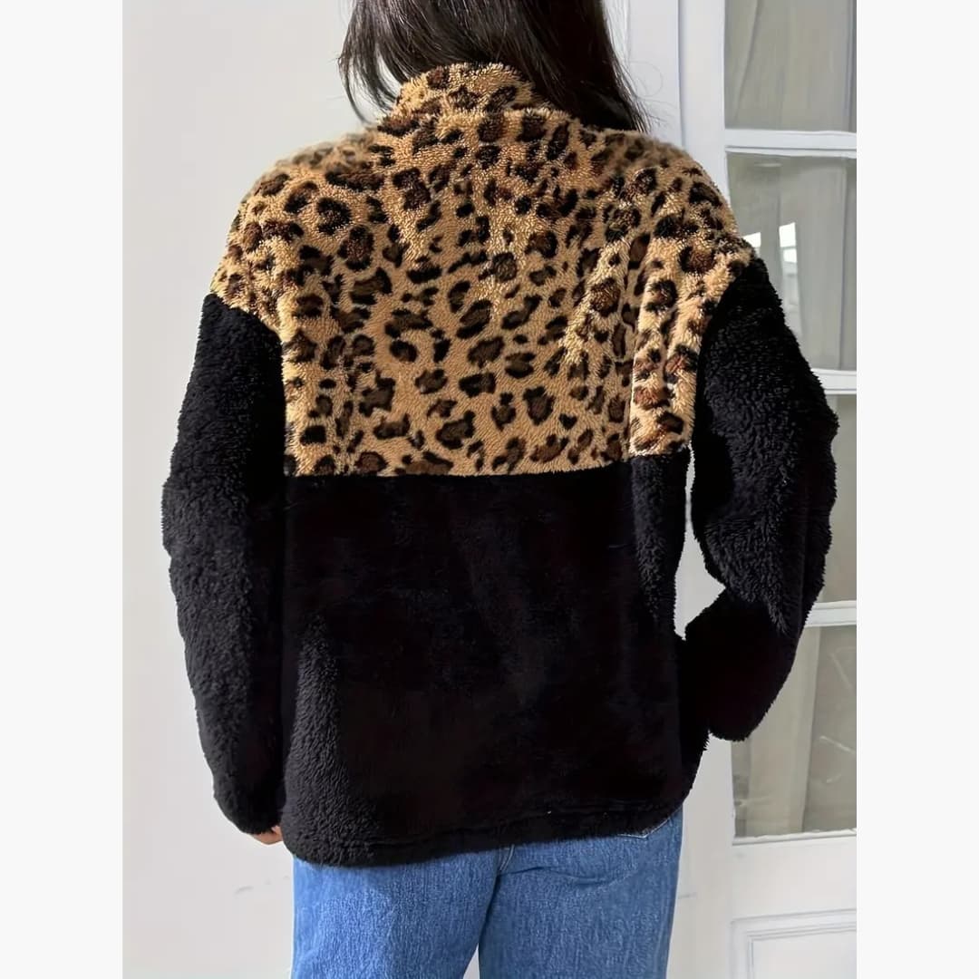 Felicia - Leopard patterned fleece sweater for women