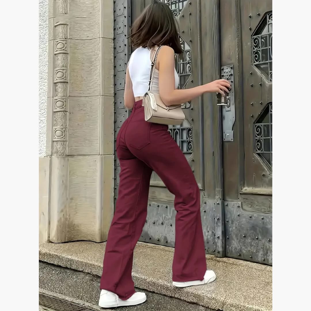 Stylish jeans with straight legs for women