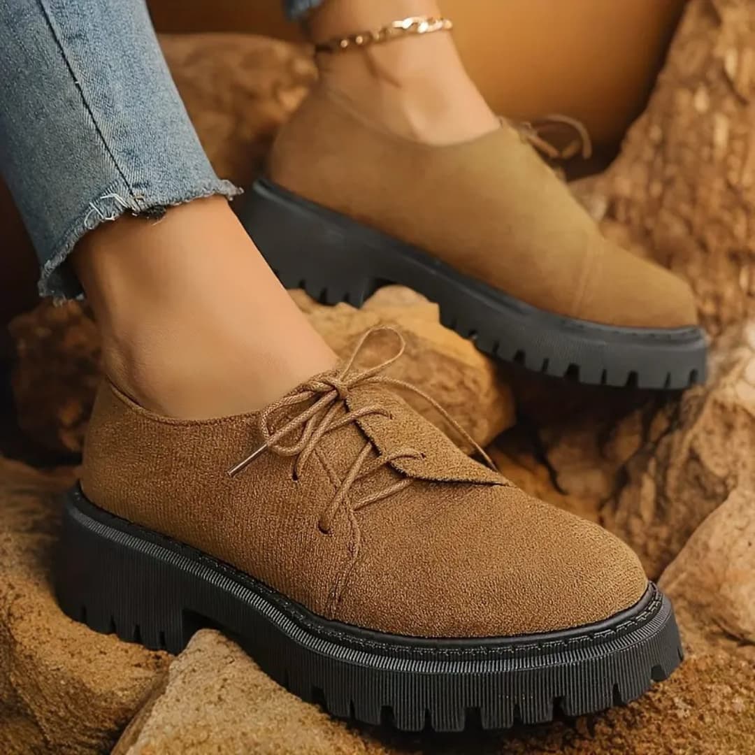 Raquel - Casual ankle boots with lacing for women