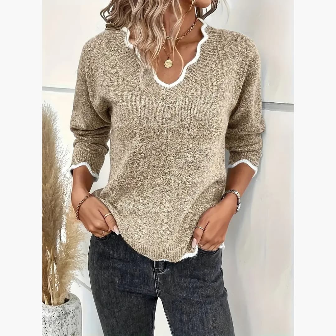 Eleonora - Elegant knitted sweater for women