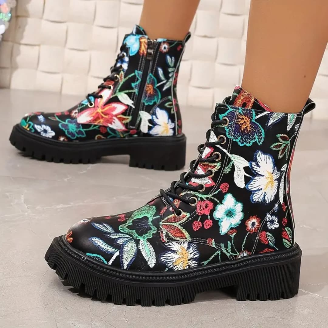 Karina - Stylish ankle boots with zipper for women