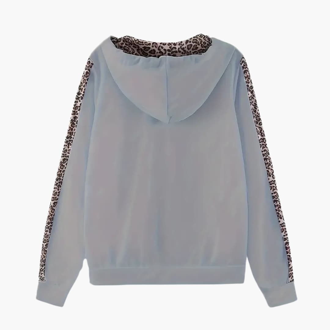 Cassandra - To delt sett med leopardmønster for kvinner