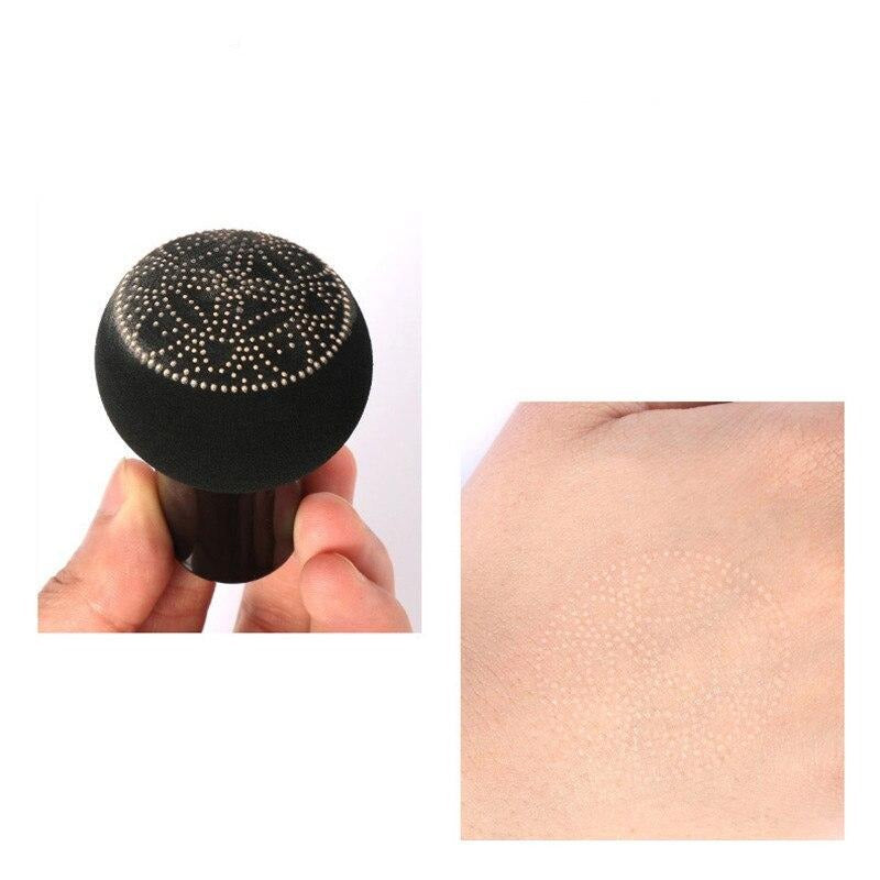 Produktoversikt av Air Cushion CC krem-pakke for kvinner. Langvarig foundation, concealer effekt for ansikt.