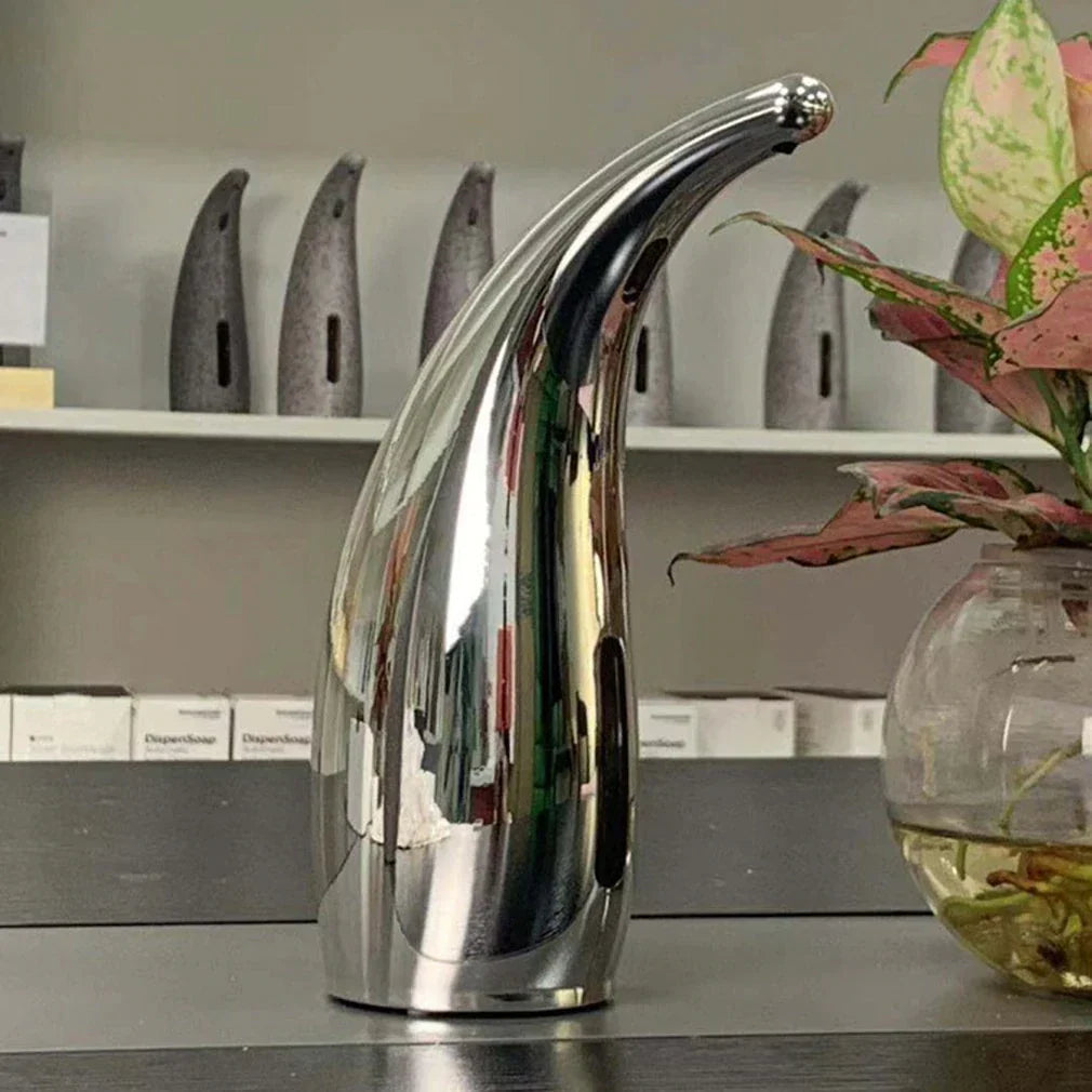 Hygienisk automatisk såpedispenser med sensor. Ideell for enkel og berøringsfri håndvask.