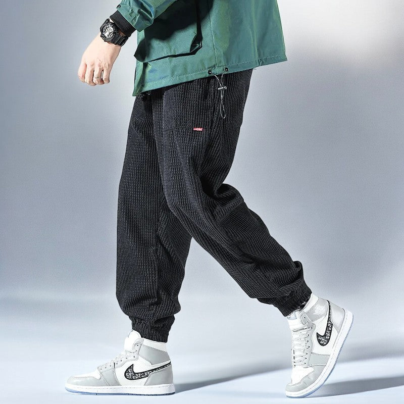 Stilige herre sweatpants; perfekt komfortbukse for fritid og avslappet hverdagsstil. Allsidig joggebukse.