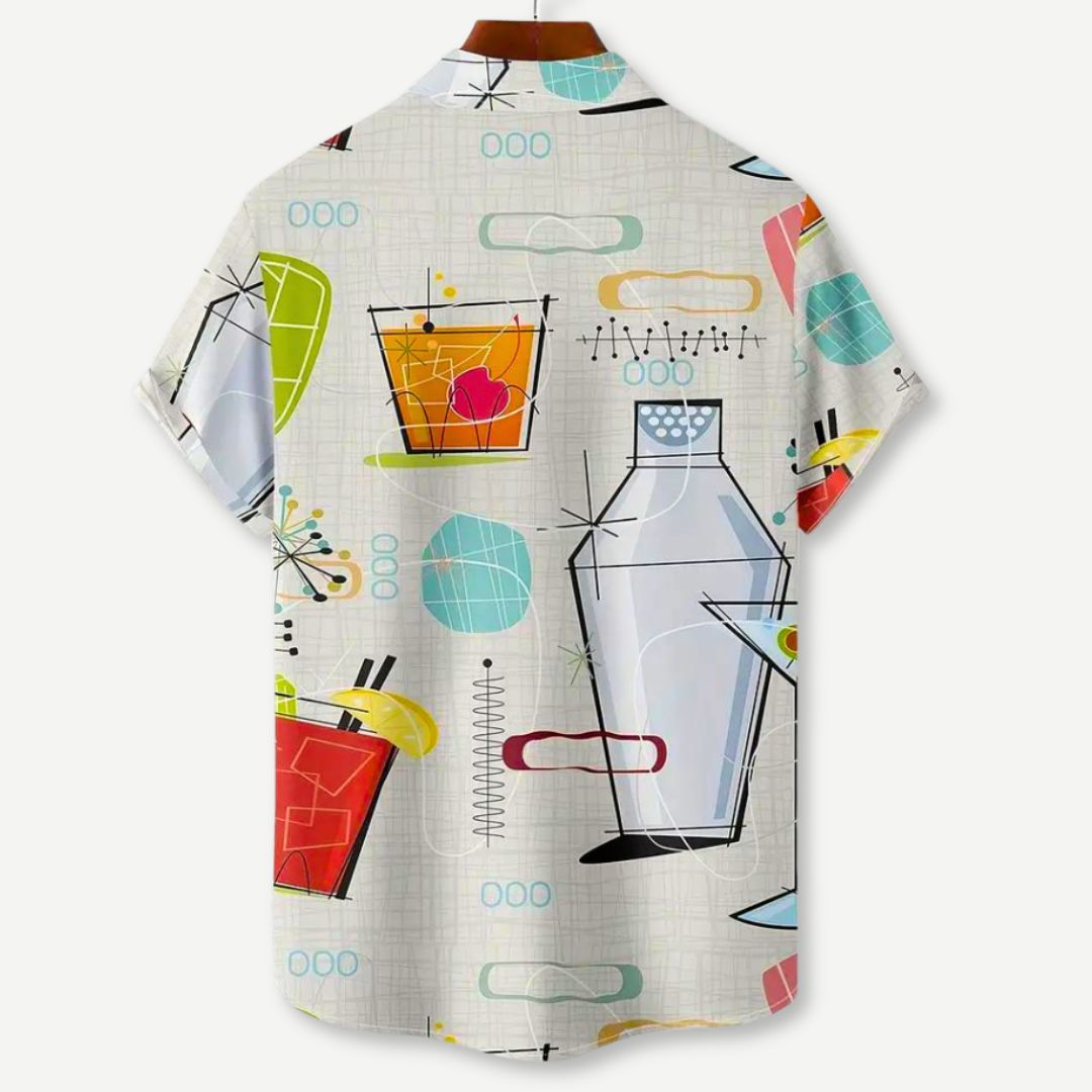 Lett og luftig herreskjorte, perfekt for varme sommerdager. Komfortabel, kortermet med moderne print.