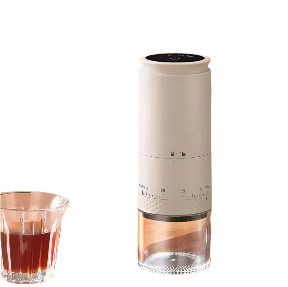 Rustfritt stål bærbar elektrisk kaffekvern som maler bønner til perfekt reisekaffe.