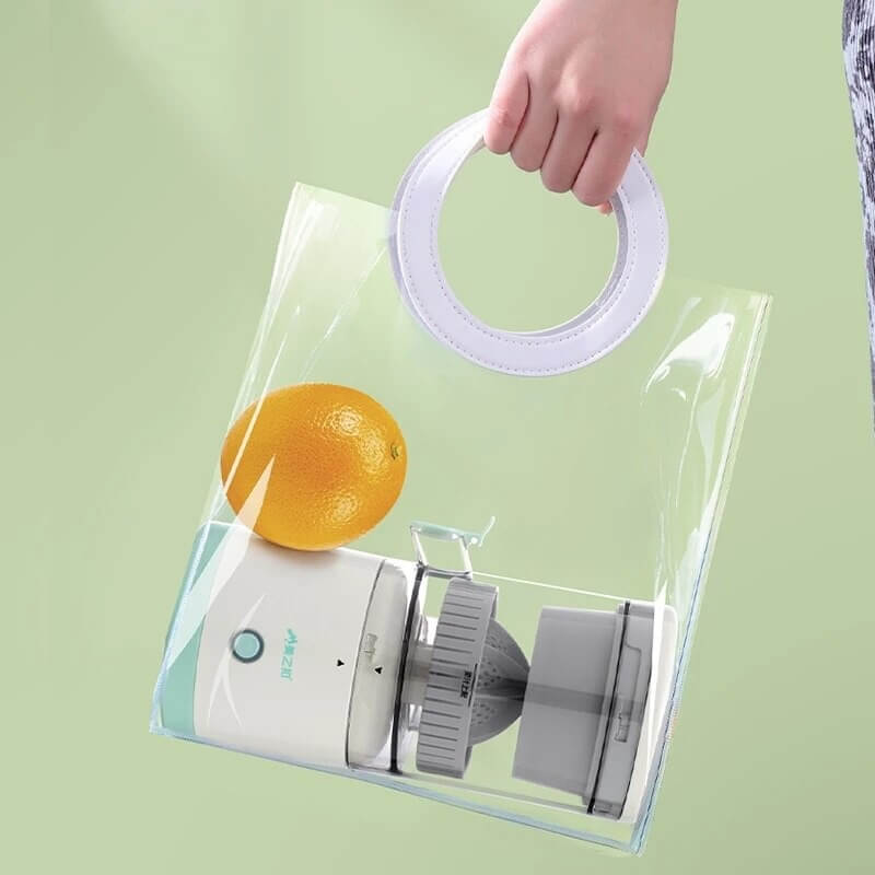 Kompakt USB-lader blender, ideell for raske, sunne smoothies og fruktjuice på farten, hvor som helst.