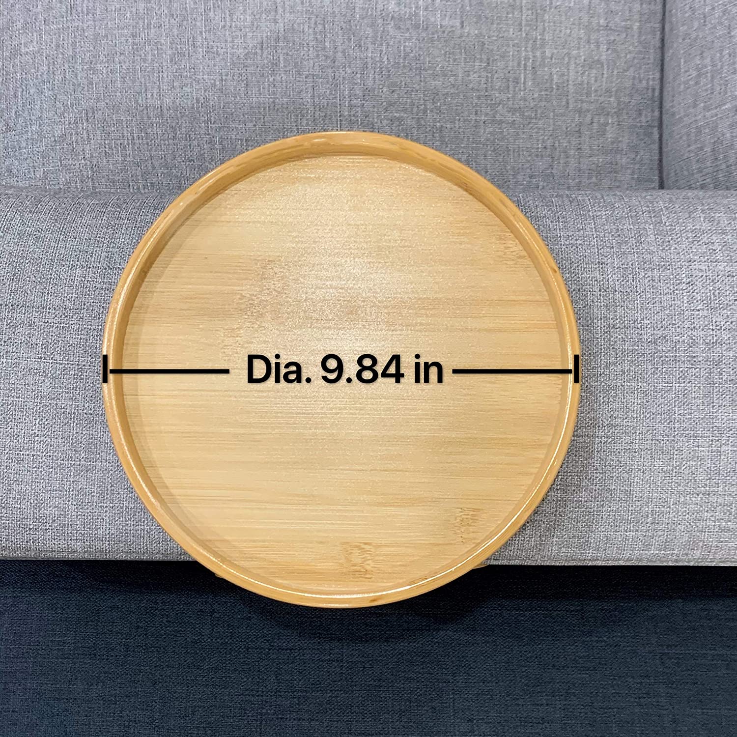 Elegant sofabrett i bambus, DIY smart oppbevaring som passer alle sofaarmlener. Moderne og funksjonelt interiør.