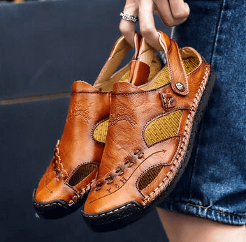 Enkel Benedict sandal av skinn, robust konstruksjon og pustende design for sommer
