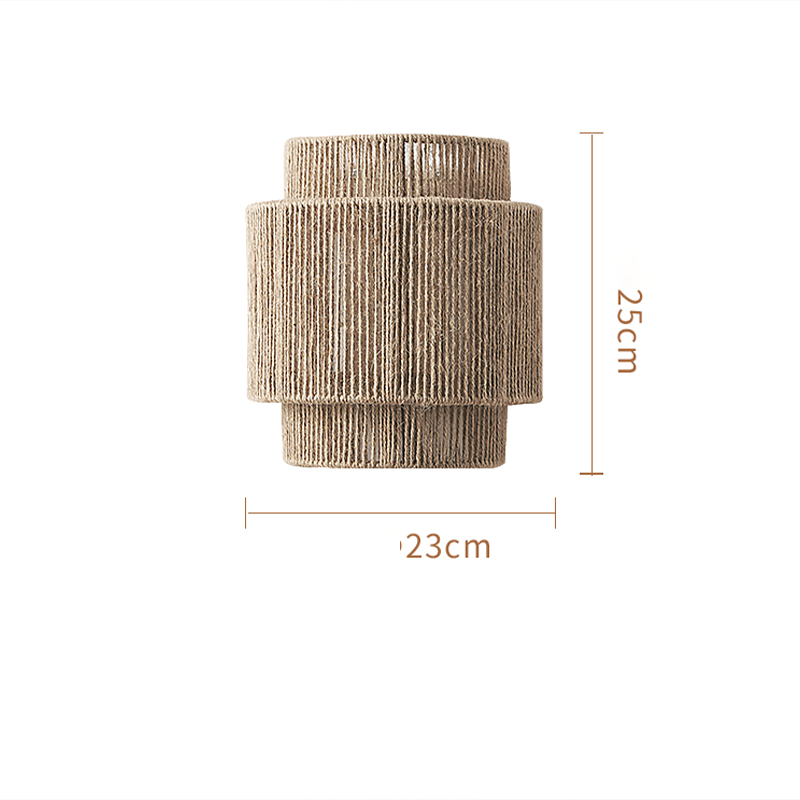 Innvendig belysning: koselig vegglampe i bohemsk stil, laget av naturlig rattan.