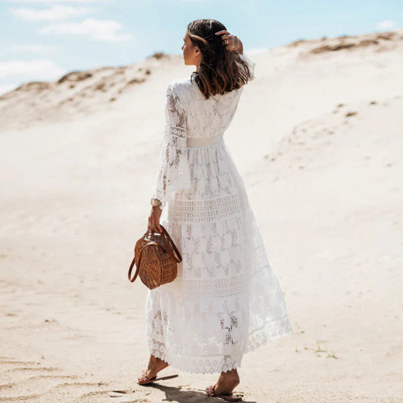 Komfortabel boho sommerkjole for kvinner, med lange ermer. En allsidig og stilfull fritidskjole.