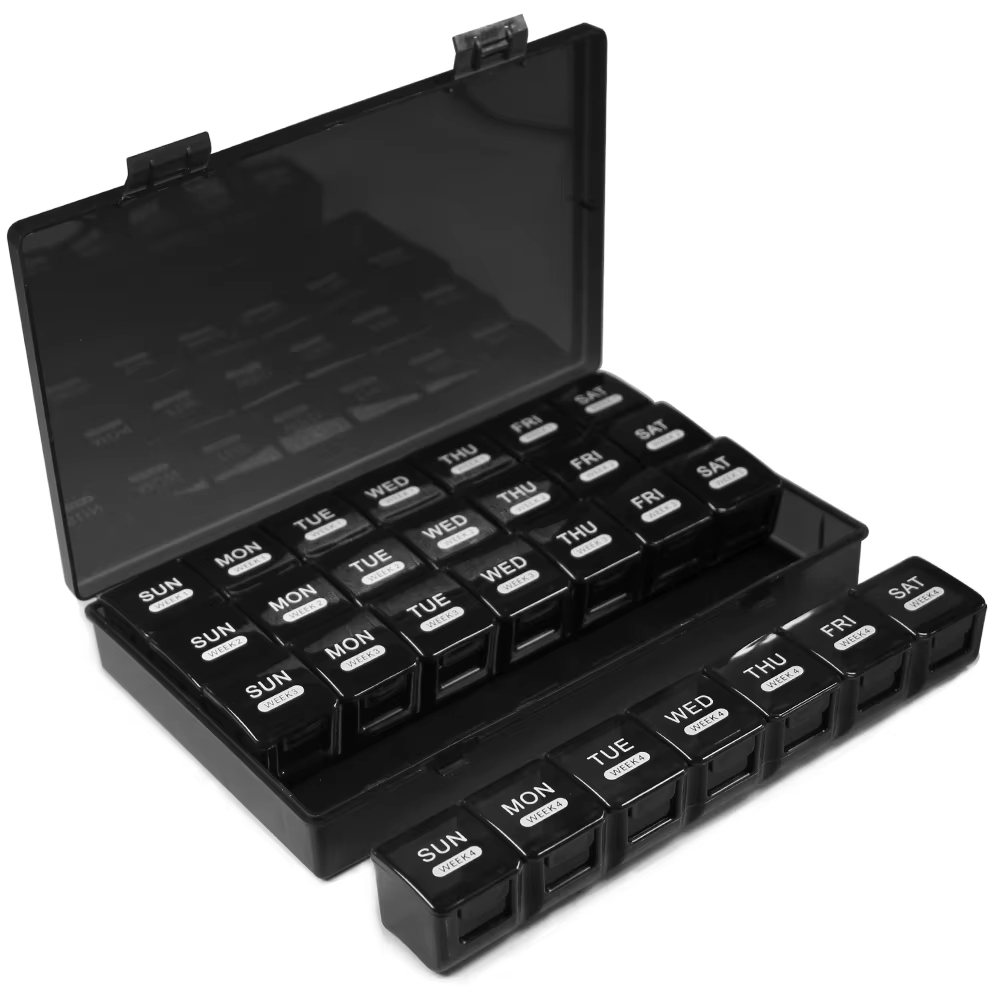 BPA-fri pilleboks for enkel ukentlig og månedlig medisinorganisering. Praktisk vitaminboks for oppbevaring.