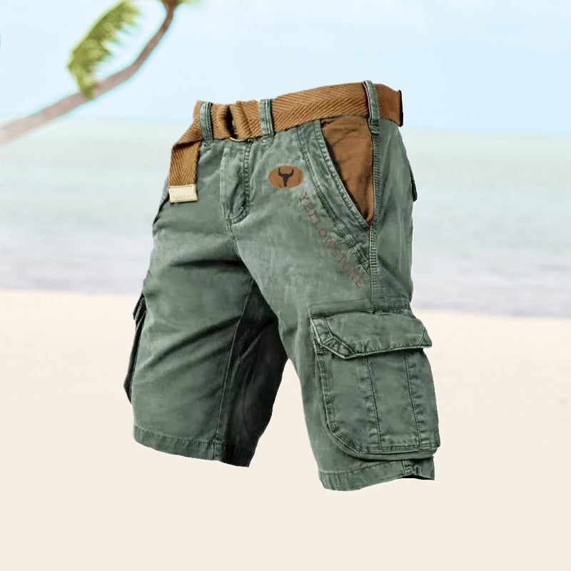 "Cargo shorts for menn i solbrun farge med flere praktiske lommer, slitesterk og stilren for en aktiv livsstil."