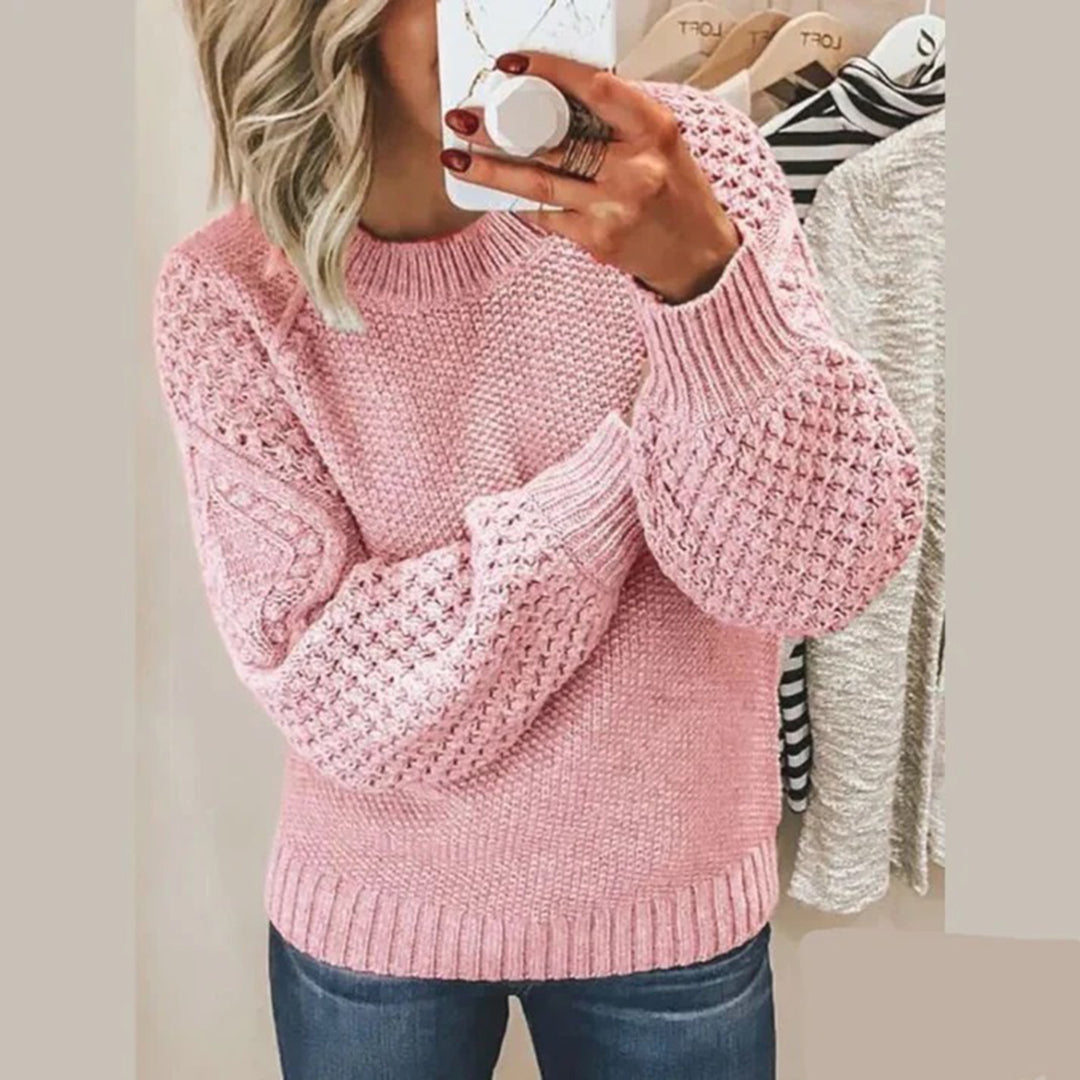 Tidløs strikket damegenser. Klassisk design som passer enhver stil. Komfortabel og chic hverdagselegance for kvinner.