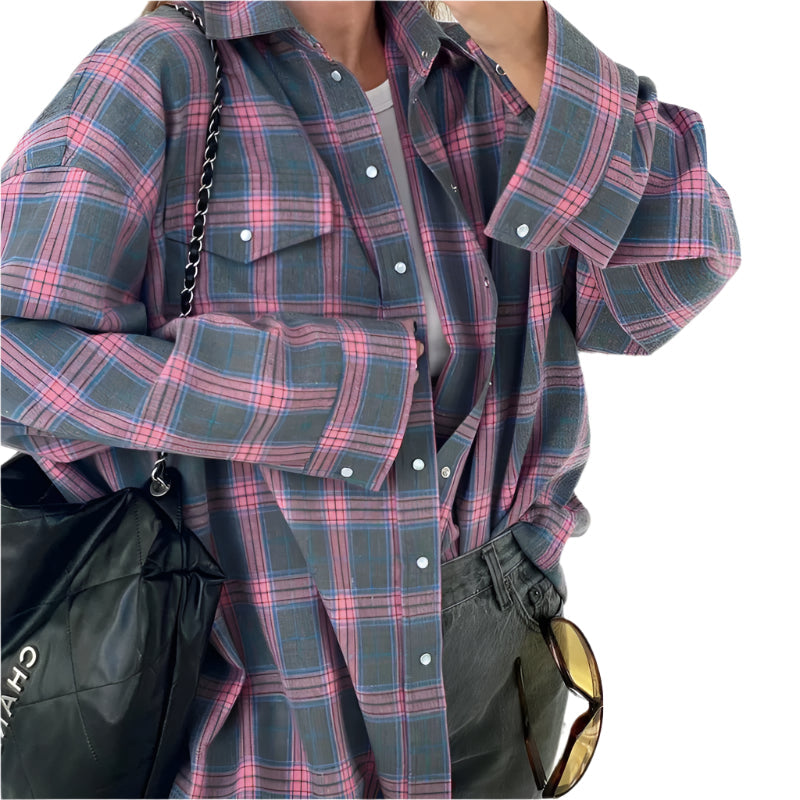 Dame oversized rutete langermet skjorte i avslappet stil for hverdagskomfort.