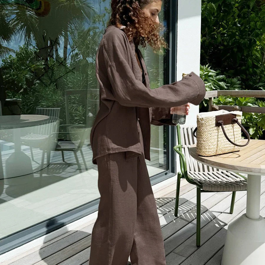 Dame to-delt linblanding sett; behagelig oversized skjorte og vide bukser for allsidig vår/sommermote.
