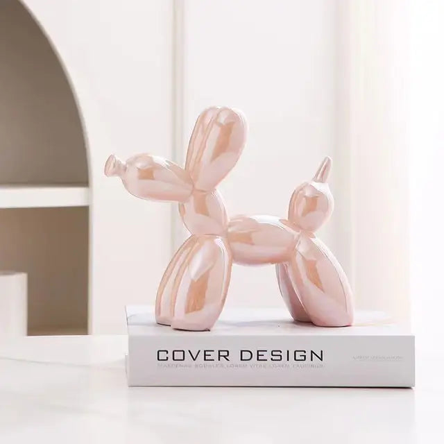 Samling av mini ballonghund figurer i forskjellige farger, dekorativ kunst til hjemmet.