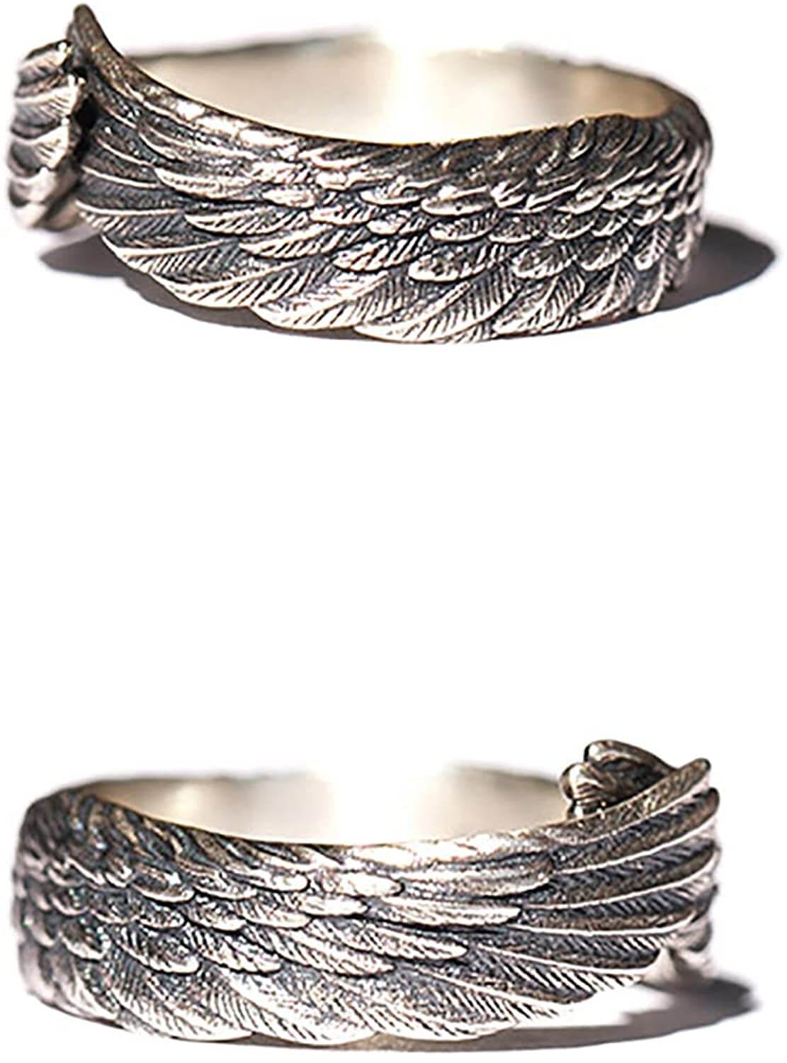 Englevinge ring i sterling sølv, et tidløst unisex statement-smykke tatt ovenfra, viser alle detaljene, perfekt gave.