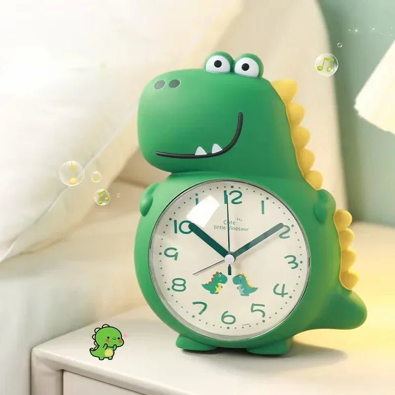 Vekkerklokke med dinosaurdesign, to alarmtider og vekkelys for en god start på dagen.