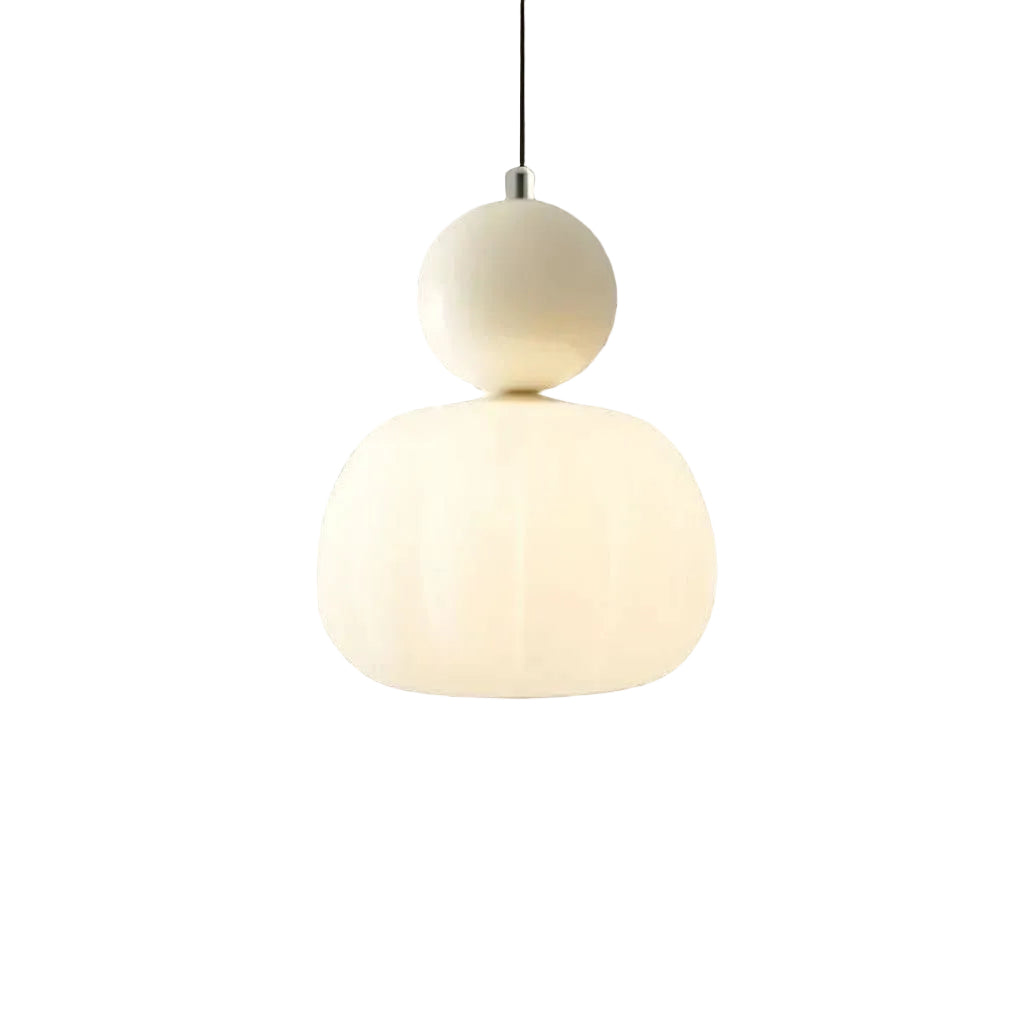 Eksklusiv Art Deco taklampe med elegant geometrisk design, perfekt for stue eller spisestue.