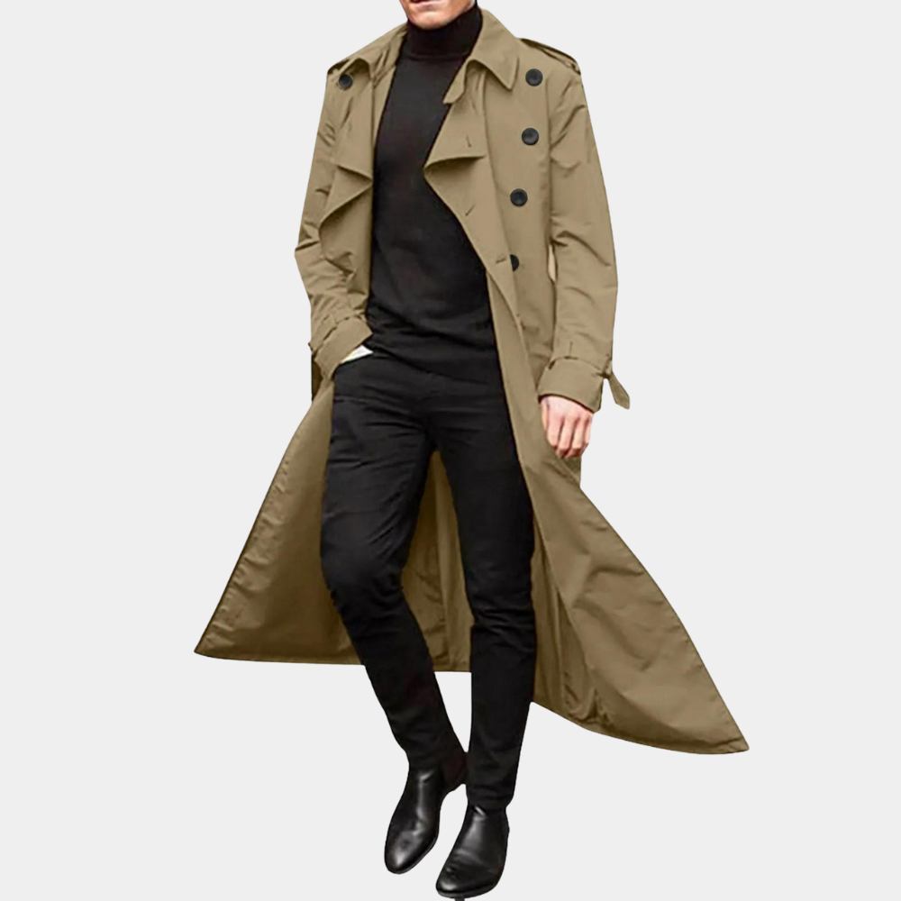 Detalj av elegant beige herretrenchcoat. Mykt, komfortabelt stoff. Perfekt ytterjakke for menn i høst/vinter.