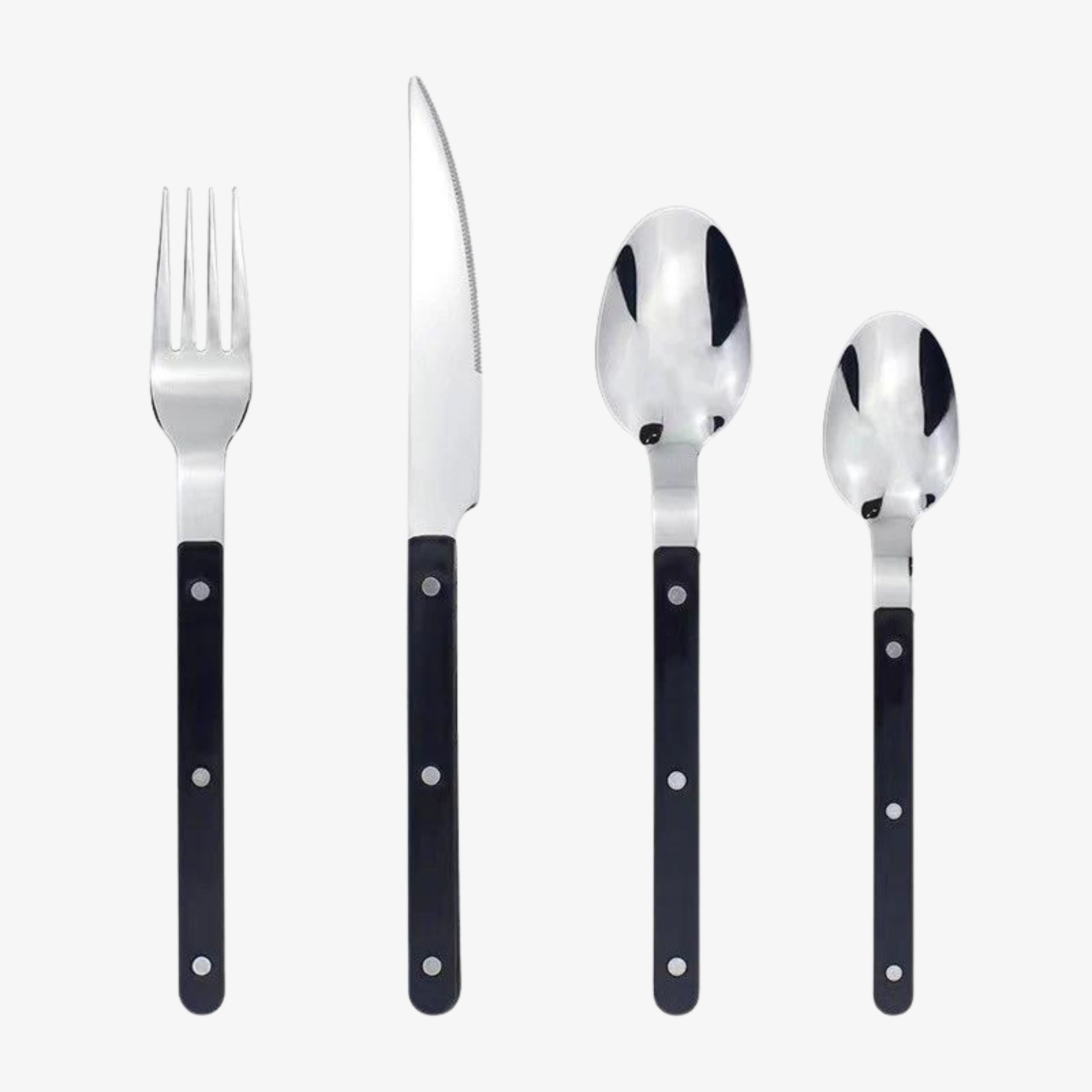 Elegant bestikksett, 24 deler for 6 personer. Moderne design for stilfull borddekking.