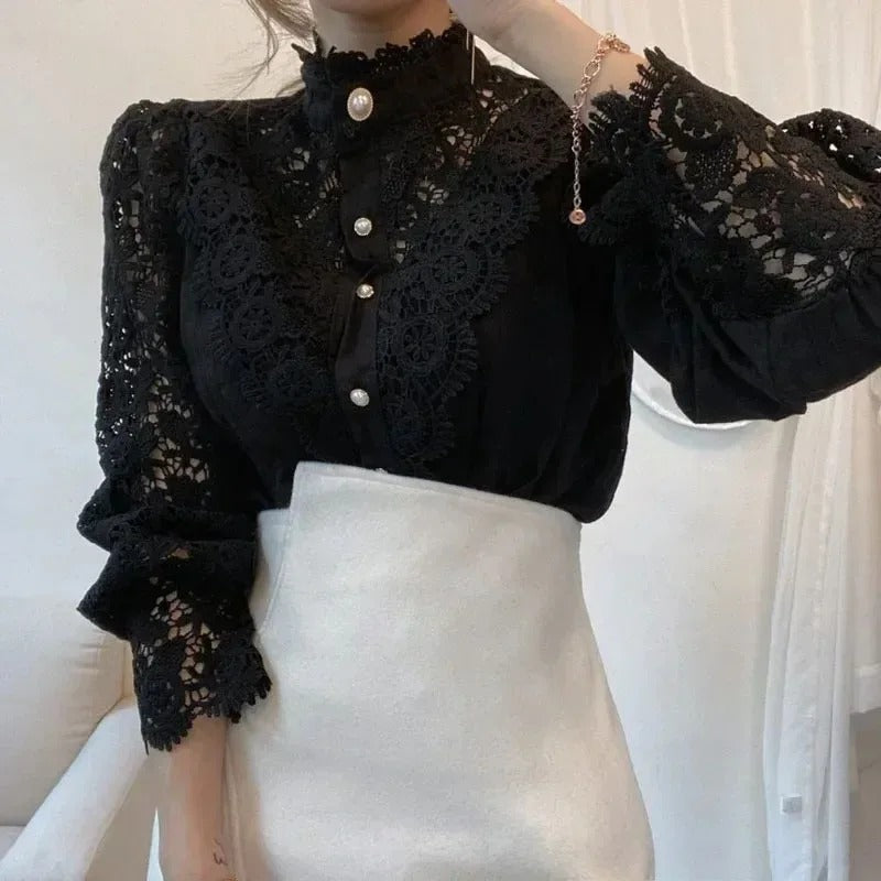 Pen blondebluse til fest, en langermet og elegant topp som passer perfekt til spesielle anledninger.