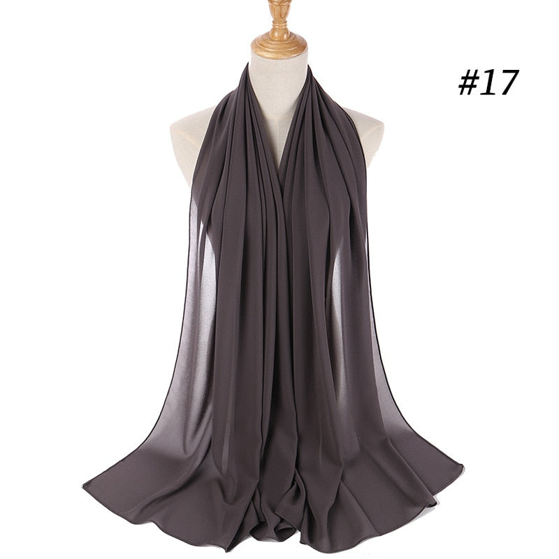 Elegant chiffon hijab pannebånd i en nøytral farge, allsidig tilbehør
