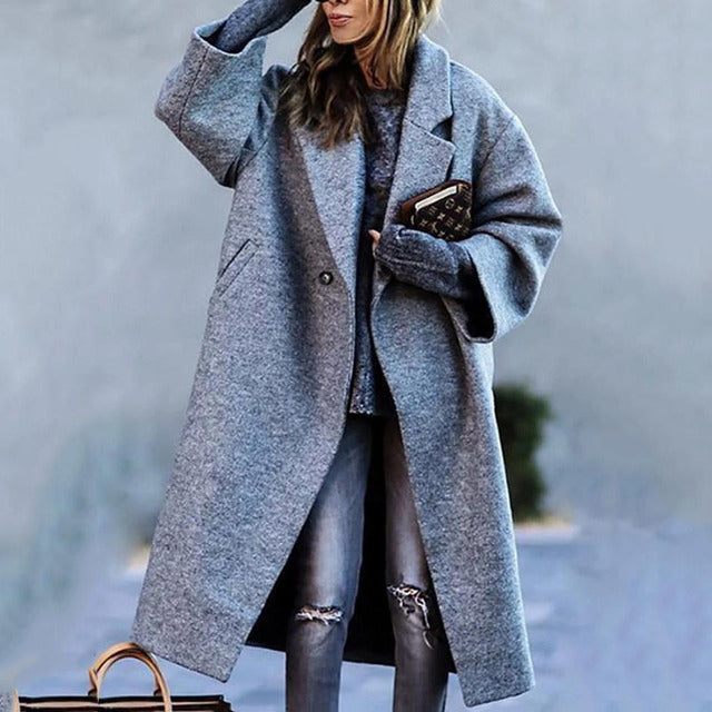 Dame lang vinterkåpe, oversized fargeblokk design, varm og elegant ytterplagg for høst og vinter.