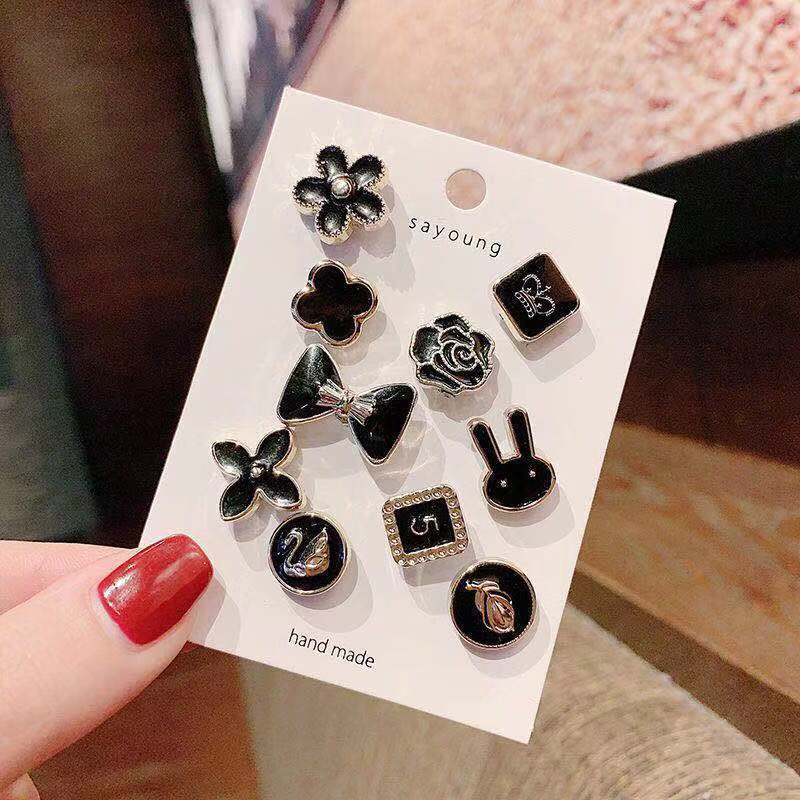Motebevisst damebrosje, et vakkert smykke og tilbehør med perler for enhver anledning.