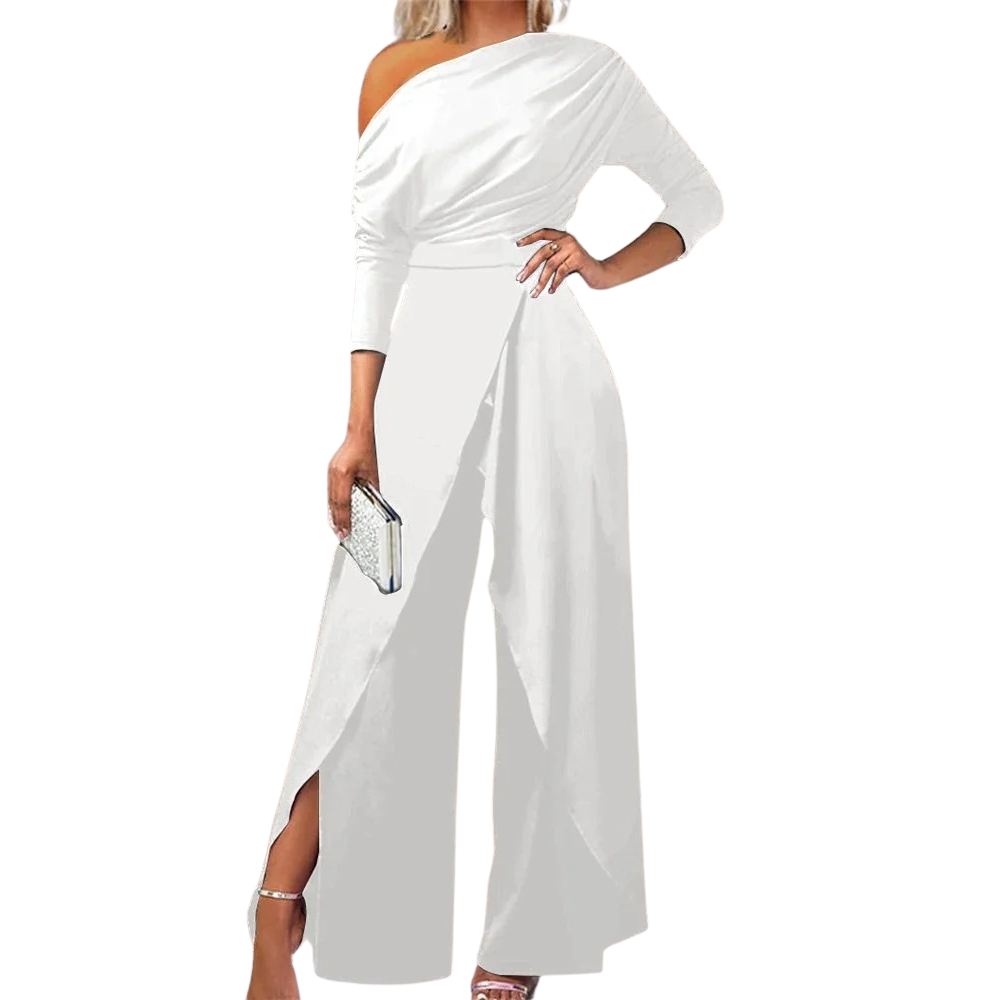 Stilfull damejumpsuit med kald skulder, vide ben & elegant splitt. Ideell for sommer og festmote.