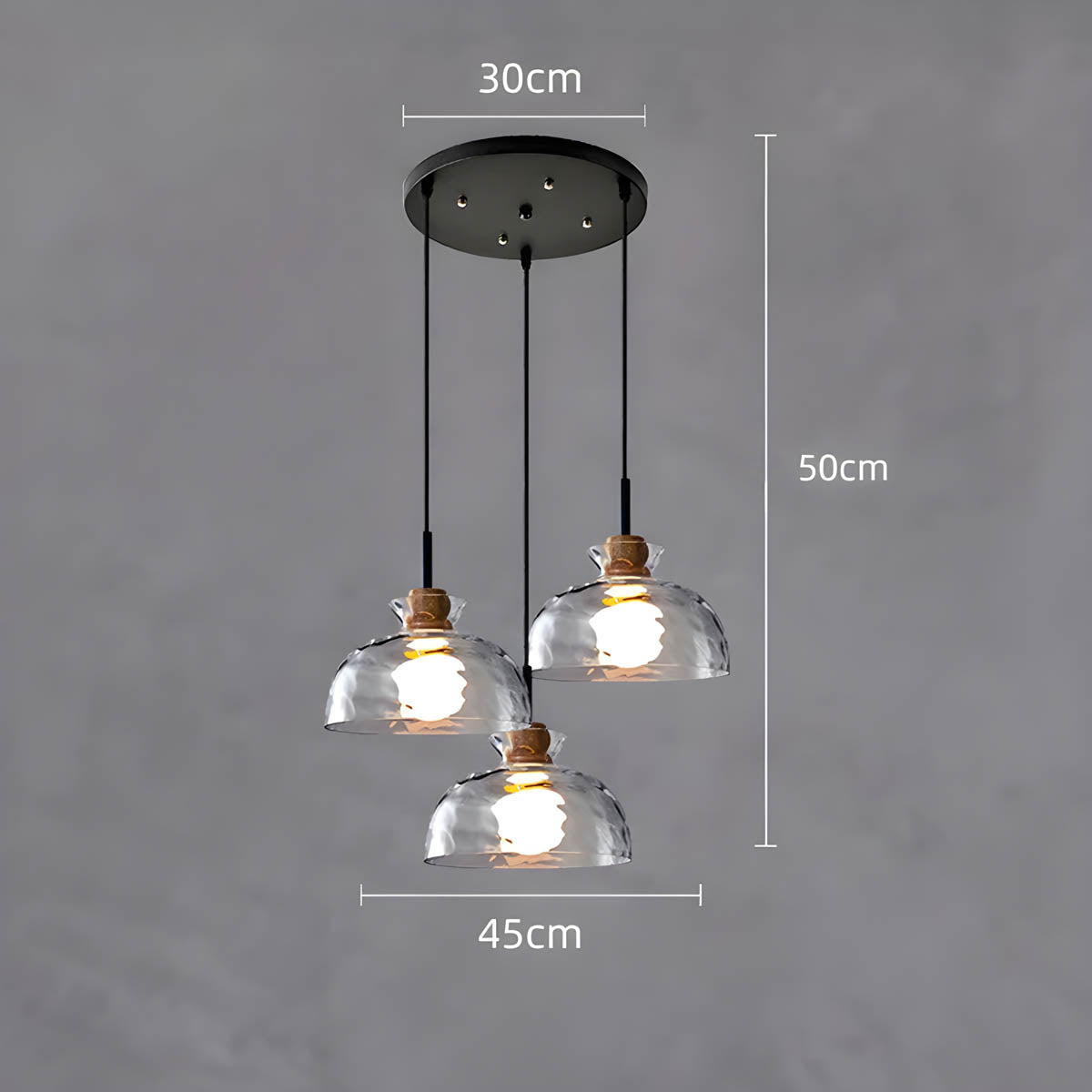 Elegant glass lysekrone med moderne design, minimalistisk stil, justerbar ledning, ideell for moderne interiør.