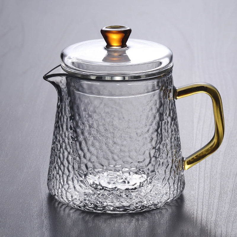 Moderne borosilikatglass tekanne med avtakbar stål infuser for løs te.