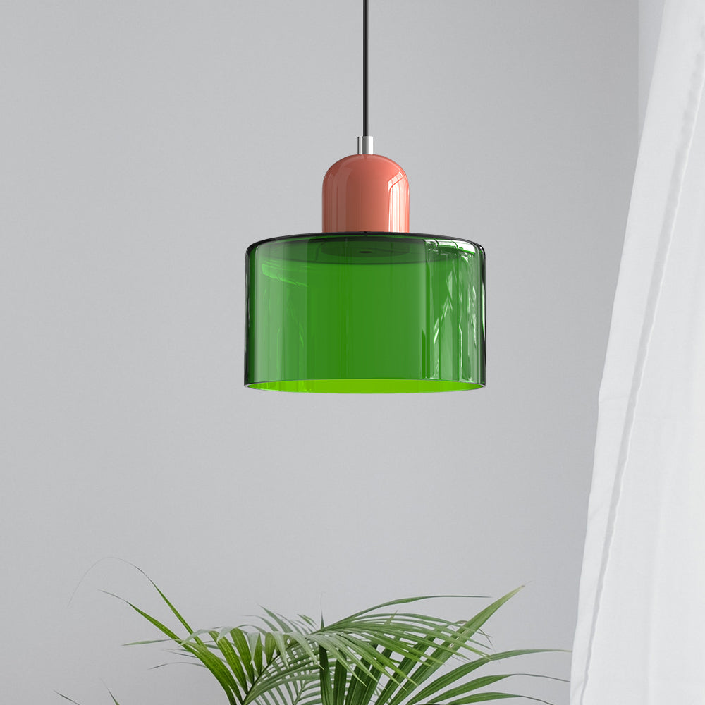 Elegant glasspendellampe med Bauhaus-design, justerbar oppheng, tilgjengelig i flere farger. Perfekt for moderne interiør.