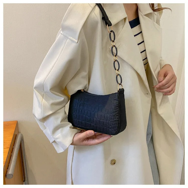Filtveske dame, elegant og enkel i grå farge, et must-have minimalistisk tilbehør