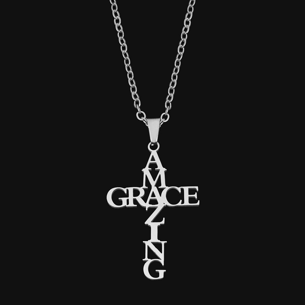 Detaljert sølv korskjede for kvinner, 'amazinggrace' er gravert, et vakkert religiøst halssmykke.