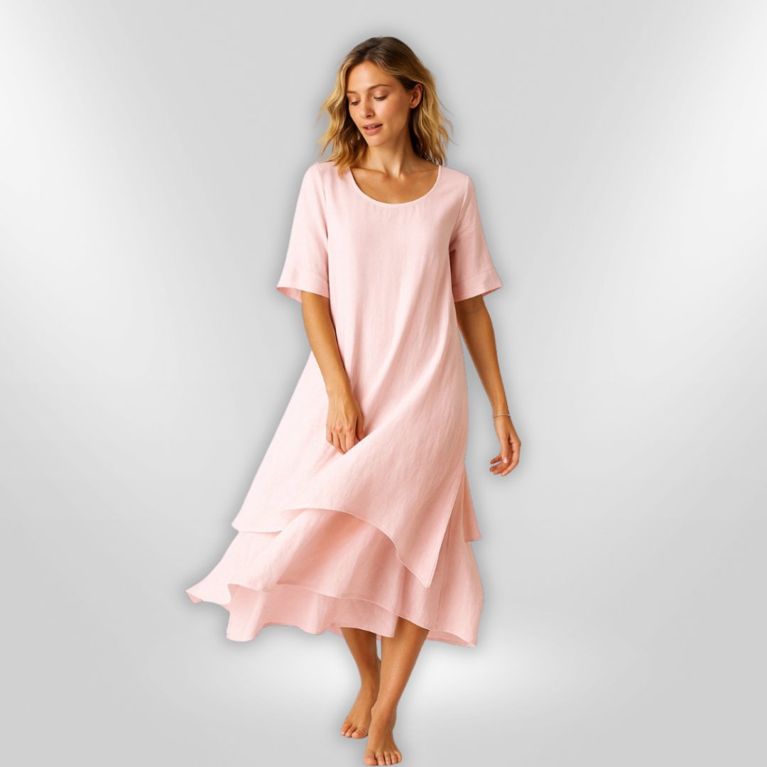 Komfortabel bomullskjole for kvinner. Myk robe med 3/4 ermer, ideell for avslappede dager og sommerfester.
