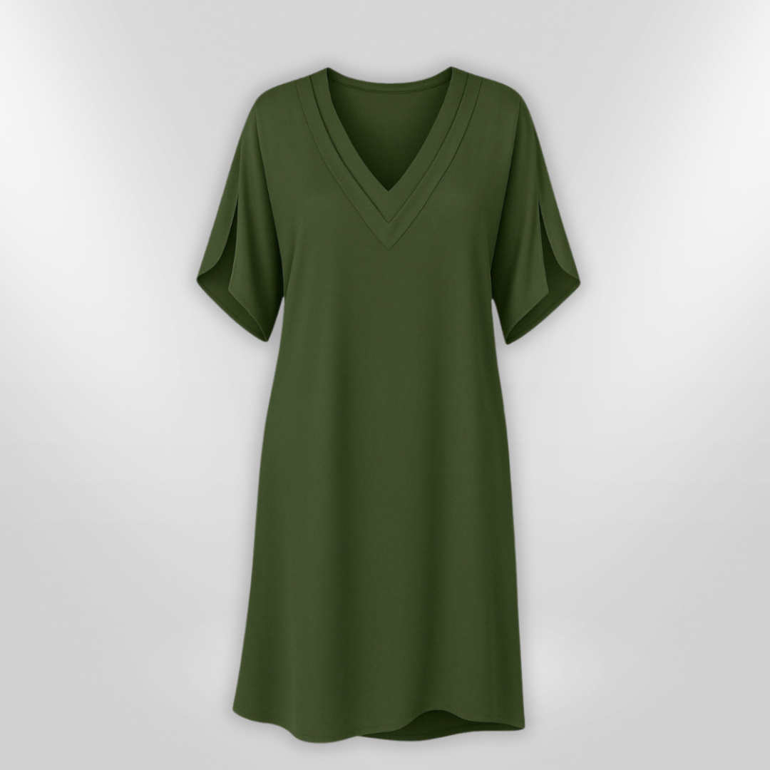Stilren maxi kjole med drapert detalj. Allsidig for kvinner, passer som elegant festkjole eller casual.