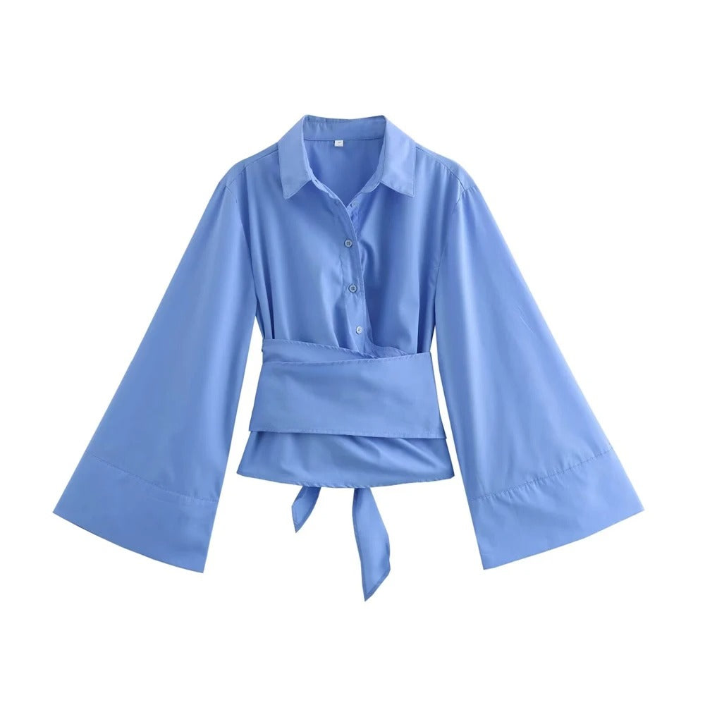 "Elegant langermet kimonobluse for kvinner med sløyfedetalj, i mykt, lett stoff, perfekt for både hverdag og formelle anledni