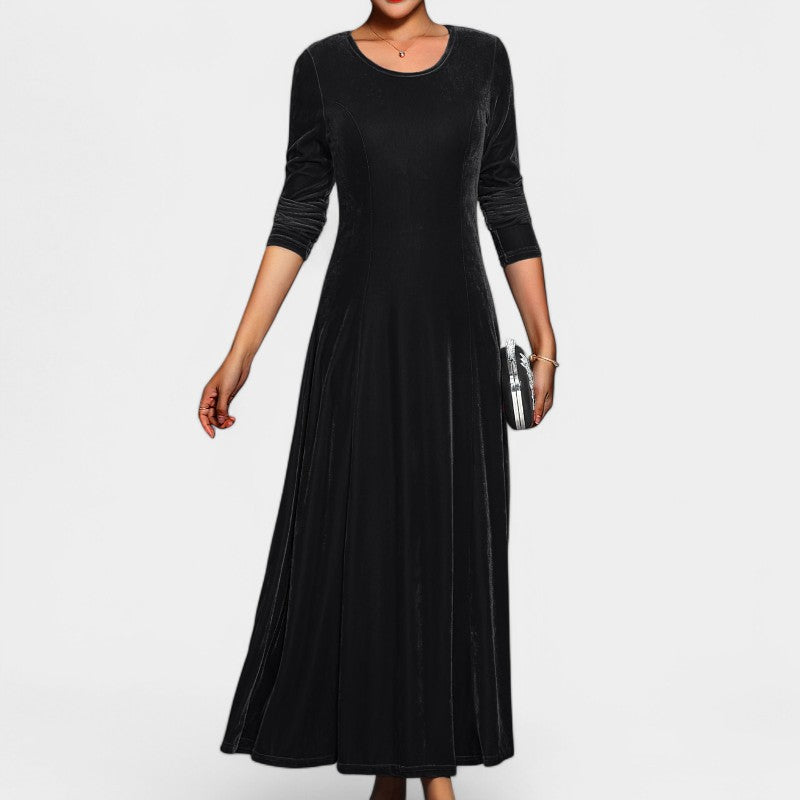 Kvinners elegante midi kjole med lange ermer. Vaskbar og behagelig, en tidløs hverdagskjole.