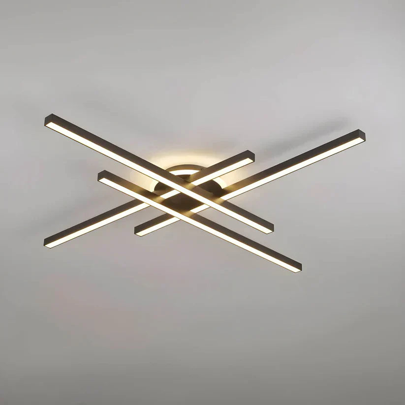 "Elegant LED-taklampe med slanke linjer, dimbar belysning, tilgjengelig i hvit og svart, gir et moderne utseende."