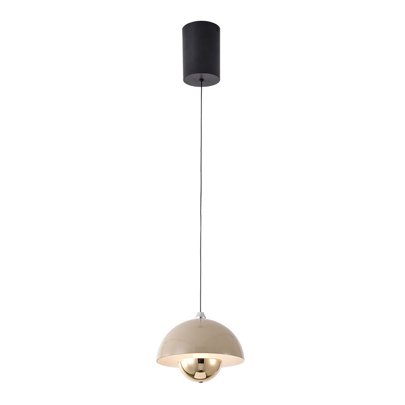 "Elegant løftbar pendellampe i pod-form med justerbar vinkel og integrert LED-lys i flere farger."