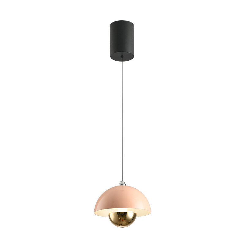 "Elegant løftbar pendellampe i pod-form med justerbar vinkel og integrert LED-lys i flere farger."