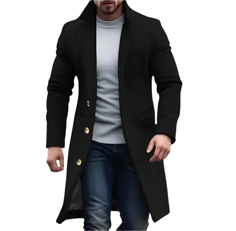 Tidløs menns lang trenchcoat for vinteren. Elegant og stilrent yttertøy som løfter enhver herregarderobe.