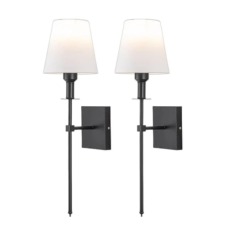 "Elegant oppladbar trådløs vegglampe med LED i gull, svart eller sølv, 2-pakk som gir fleksibel moderne belysning."