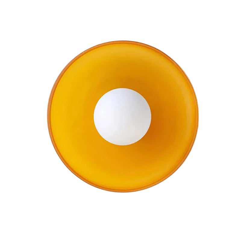 Elegant rund taklampe i moderne design med klart glass, perfekt for minimalistisk interiør.