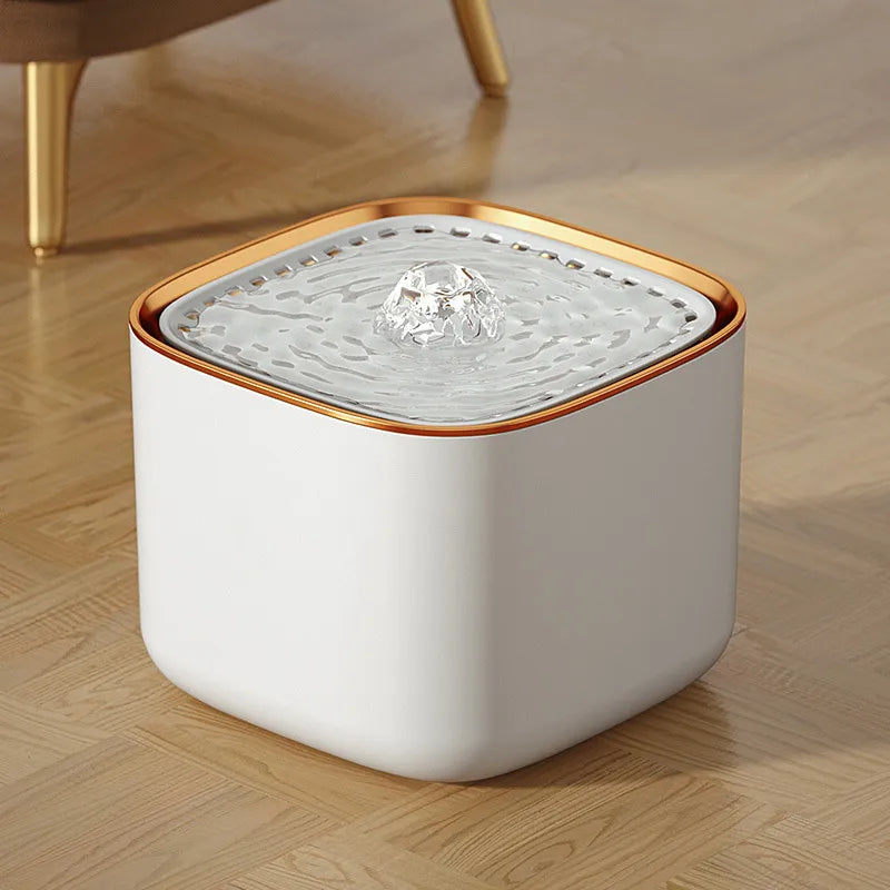 "Elegant, stille kjæledyr vannfontene, 3L kapasitet, BPA-fri materiale, sikrer frisk, filtrert vann for kjæledyr."