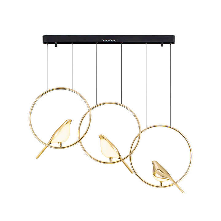 "Elegant taklampe med gylne fugler i justerbar design; metallisk finish, lyseffekt gir luksuriøs atmosfære."