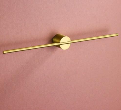 Minimalistisk og moderne håndkleholder for badet, med en praktisk justerbar stang for optimal plassutnyttelse.